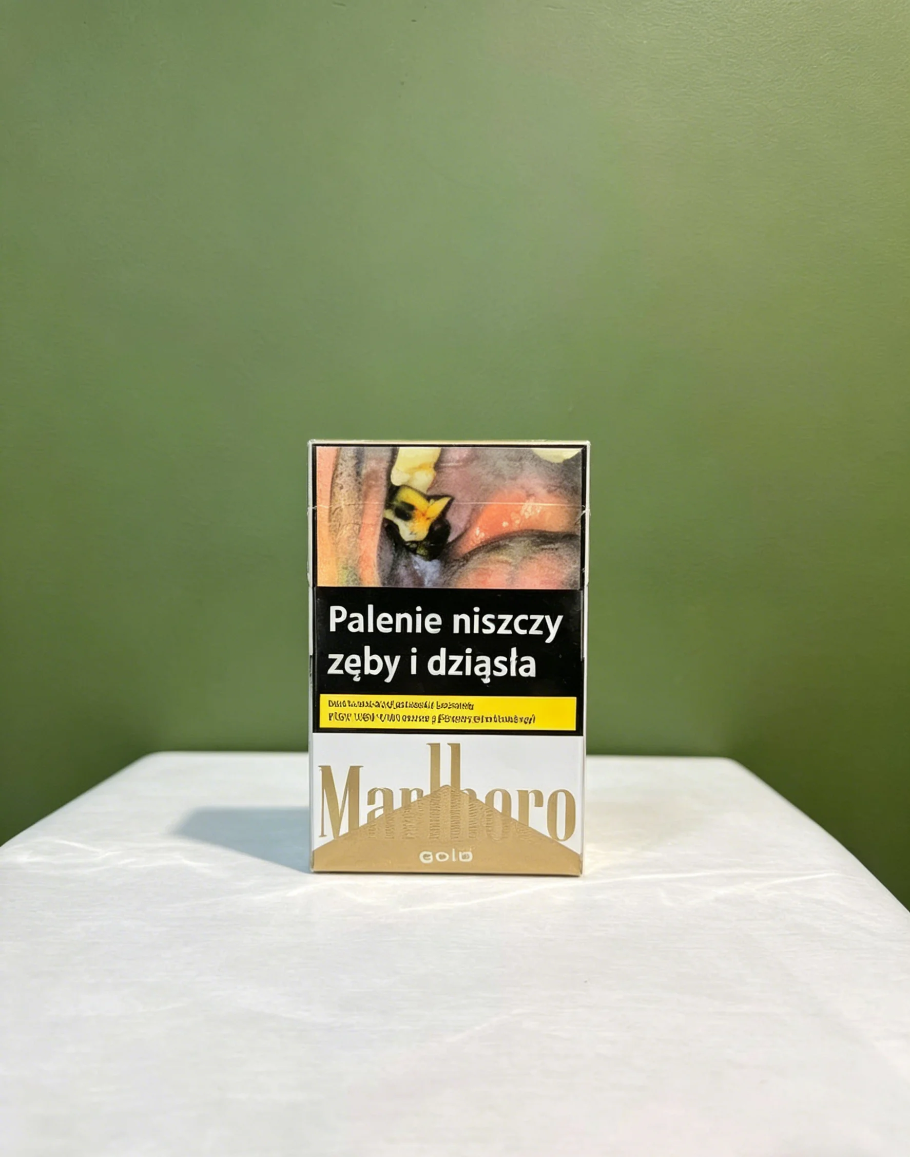 Marlboro Poland 20s Cigarettes x 10 Packs /1 Carton